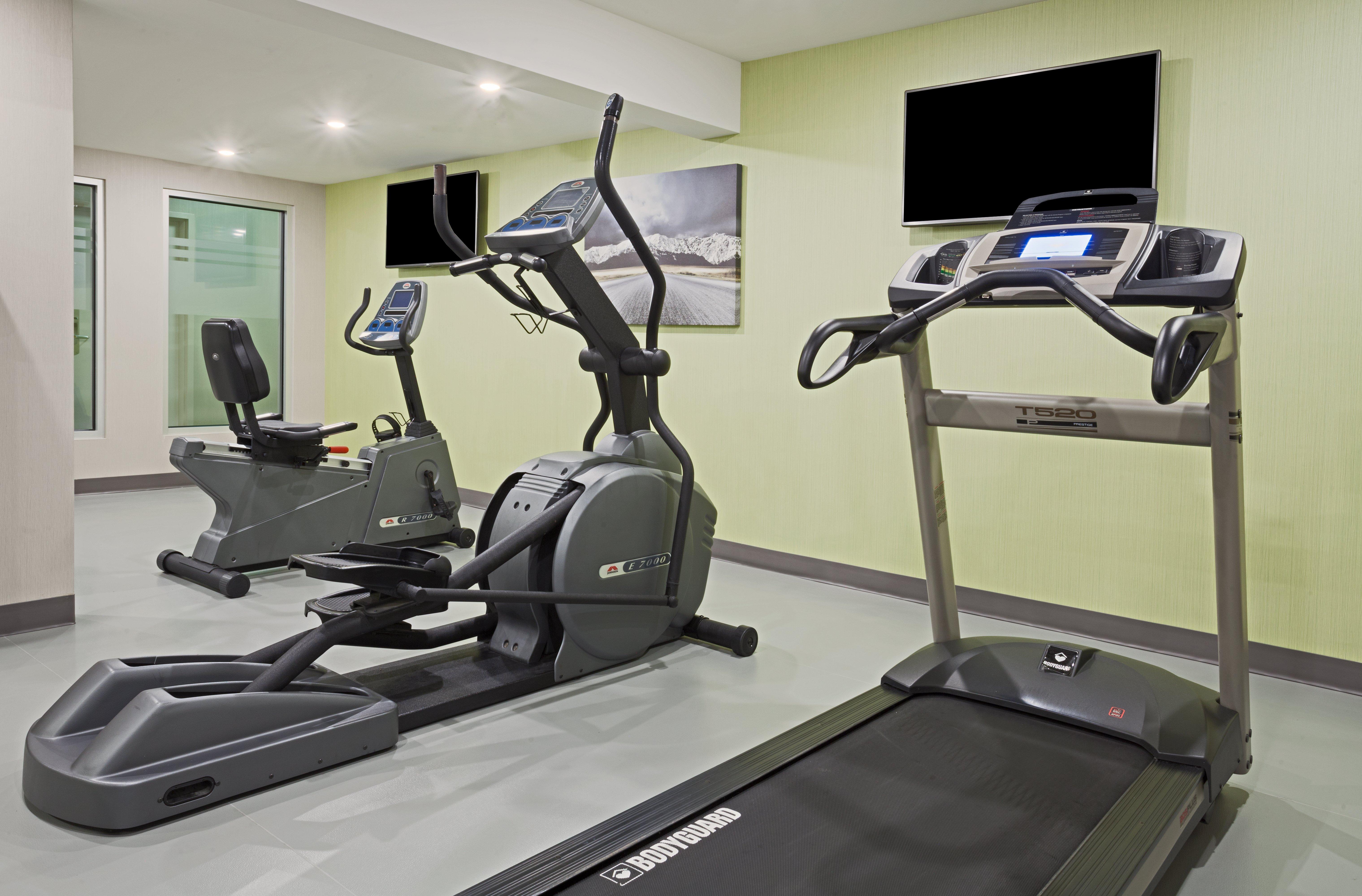 Holiday Inn Express Hotel & Suites Uptown Fredericton By Ihg Esterno foto